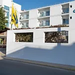 Hotel Capricho 4*