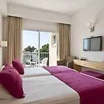 Capricho Hotel 4*