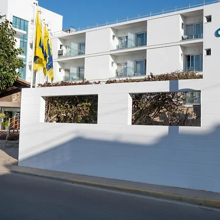 Hotel Capricho 4*