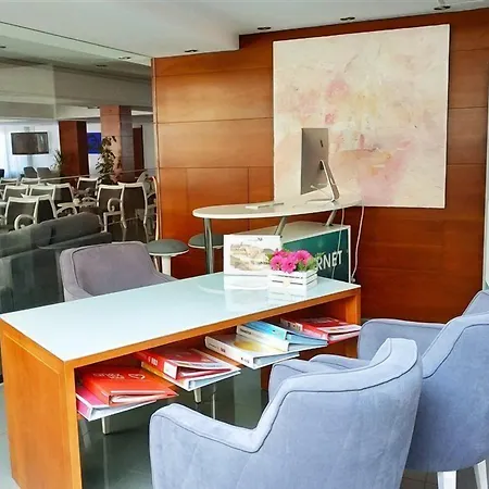 카프리초 4* 칼라 라트자다